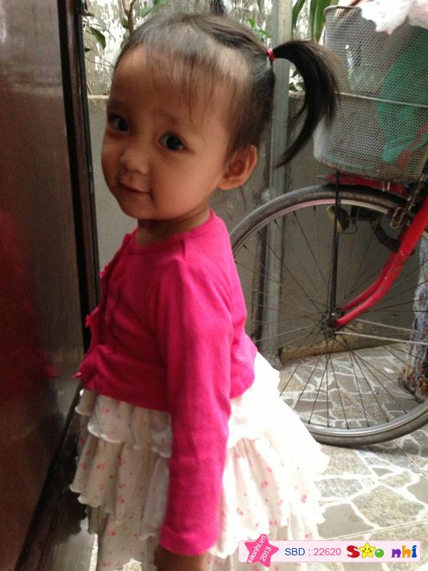 Mẹ chụp đi con làm mẫu nè