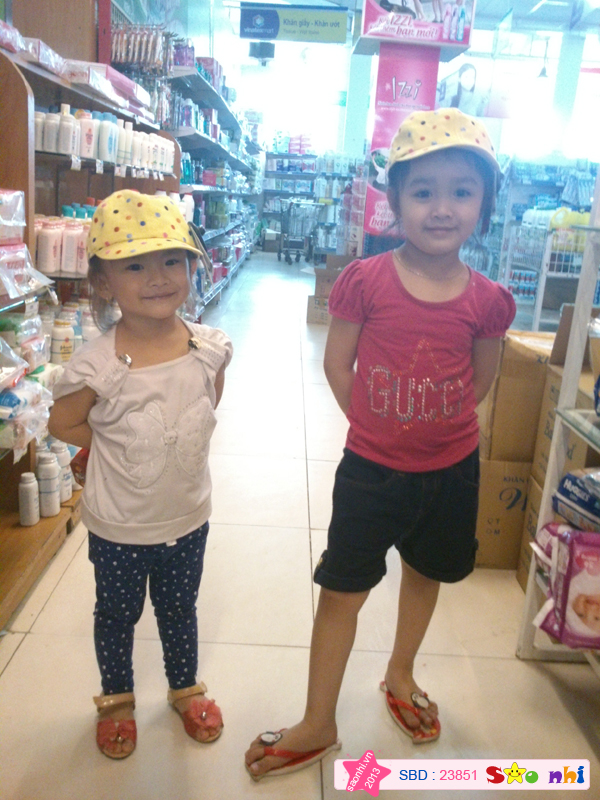 Bé Lê Nguyễn Phương Nghi