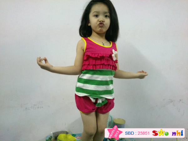 Bé Lê Nguyễn Phương Nghi