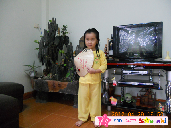 Bé Đào Nguyễn Khánh Băng