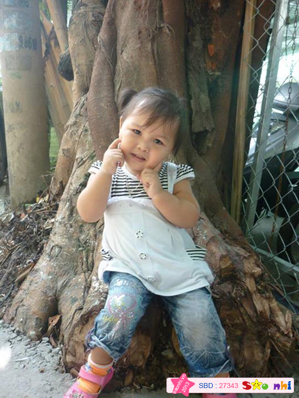 Bé Lê Ngọc Tường Vy