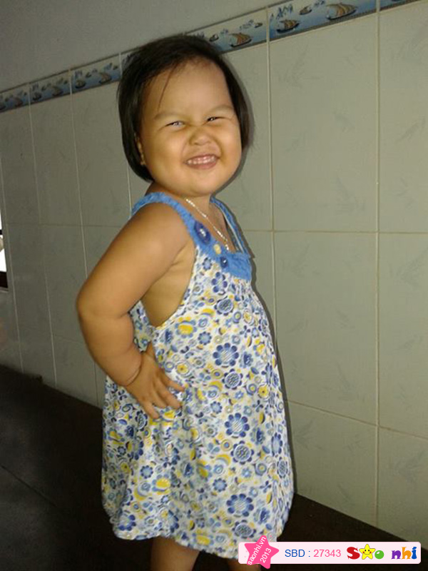 Bé Lê Ngọc Tường Vy