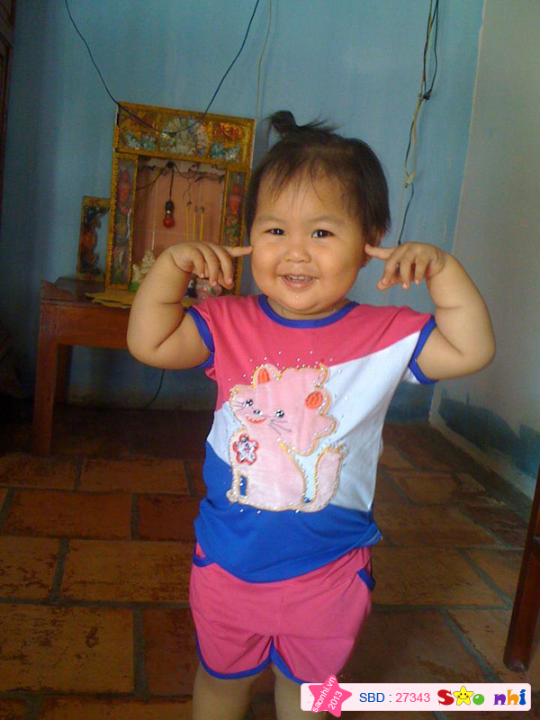 Bé Lê Ngọc Tường Vy