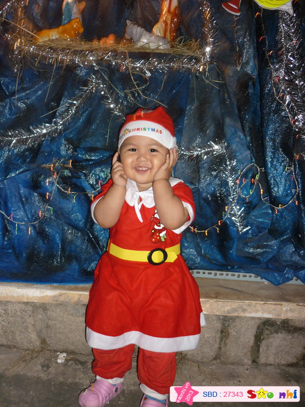 Bé Lê Ngọc Tường Vy