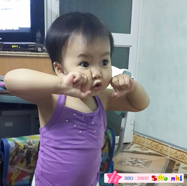 Bé Nguyễn Ngọc Linh Đan