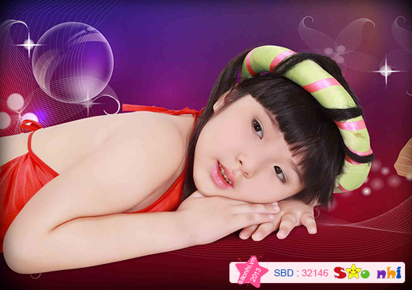 Bé Nguyễn Trần Khánh Linh