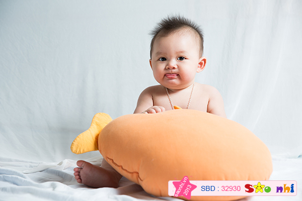 Bé Nguyễn Hoàng Bảo Long