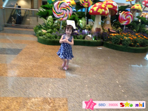 Bé Trần Nguyễn Hà My