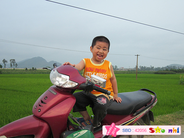 Bé Nguyễn Xuân Bách