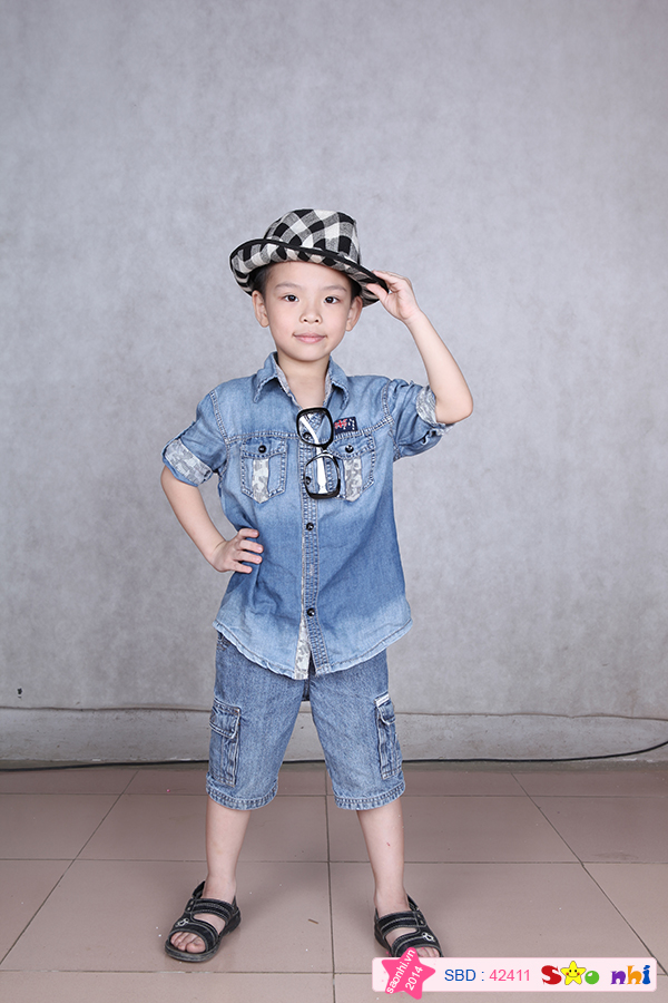 Bé Nguyễn Chí Hưng