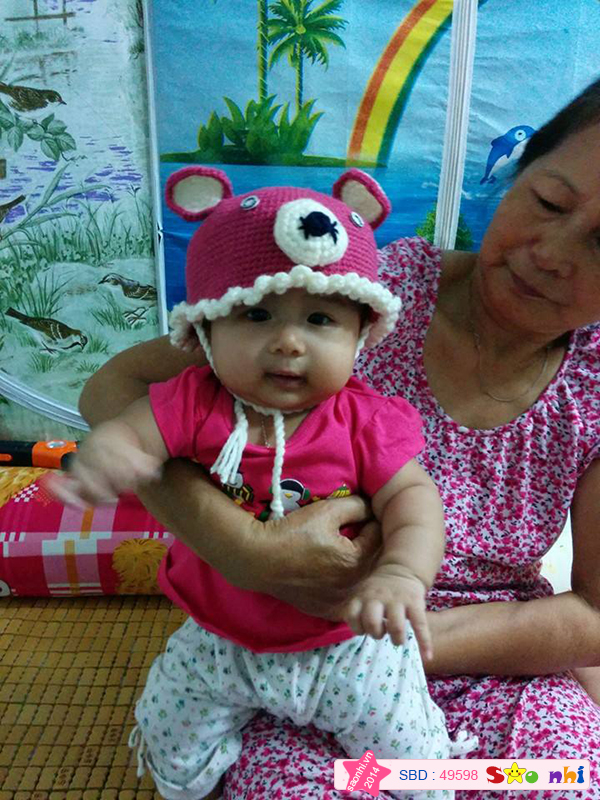 Gia đình bé Phạm Ngọc Tú Văn