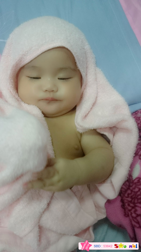 Bé Trần Gia Linh