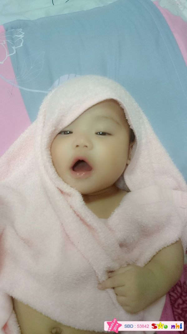 Bé Trần Gia Linh