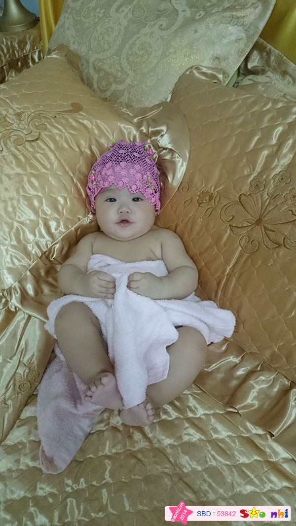 Bé Trần Gia Linh