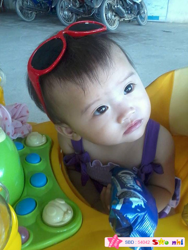 Bé Nguyễn Trần Gia Như