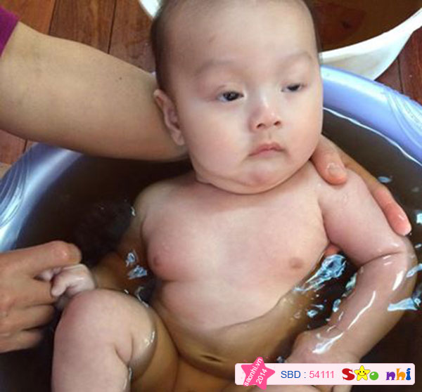 Tớ đi tắm trực nhà bà ngoại,công nhận là Phê:))