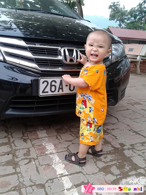Bé Vũ Duy Anh