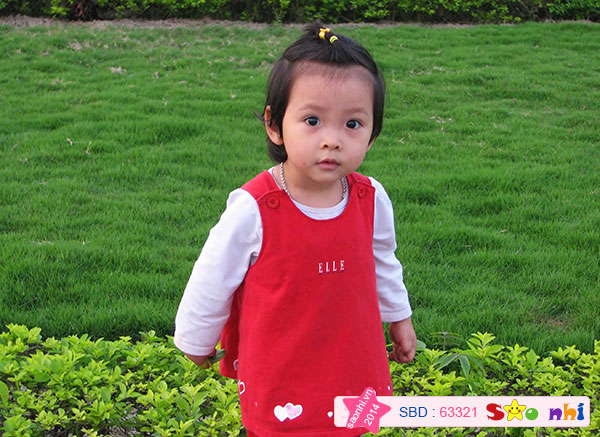 Hình chụp lúc bé 3 tuổi. tại Quảng Trường Lam Sơn TP. Thanh Hóa.