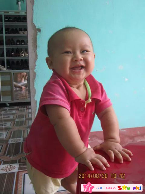 be trai tên Nguyễn Trọng Hải Đăng được chụp lúc hơn 8 tháng tuổi tại nhà khối hợp thái thị trấn Quy Hợp Tĩnh Nghệ An