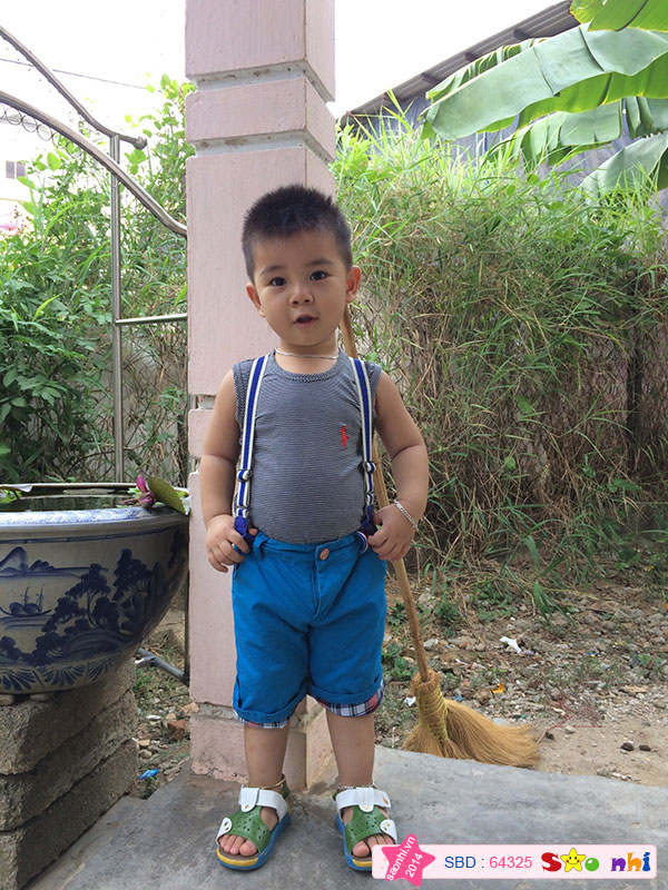 Bé Trần Đăng Khôi Nguyên
