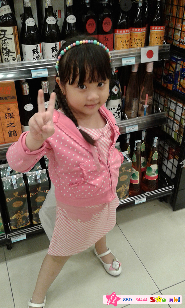 Bé Nguyễn Ngọc Huyền Trân