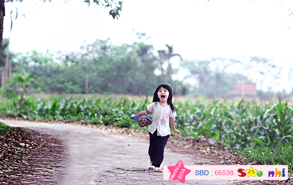 Bé Nguyễn Phương Linh Đan