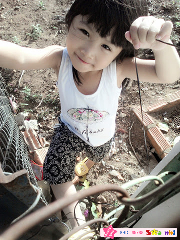 Bé Nguyễn Hoàng Bảo Trang