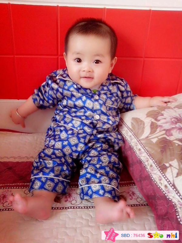 Tấm này, có chú bảo con giống cháu Chí Tài. Hihi