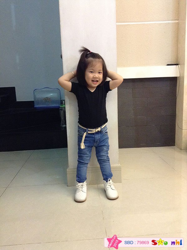 Bé Nguyễn Ngọc Thư Kỳ
