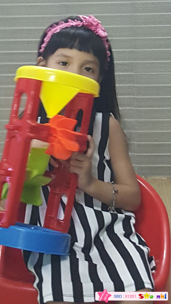 Bé Nguyễn thị khánh hà