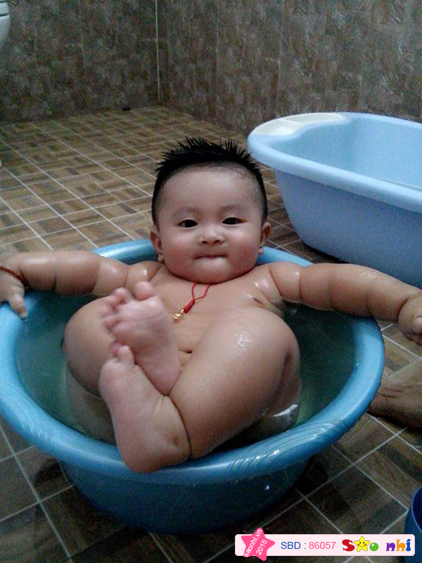 Bé Đặng Tấn Phát