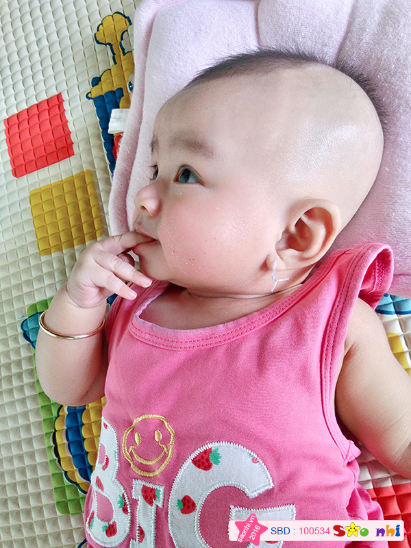 bé Trần Nguyễn Thiên Anh