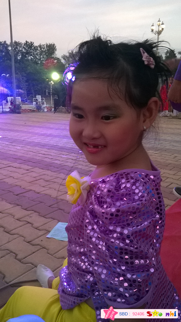 bé Nguyen Ngoc Yen Nhi