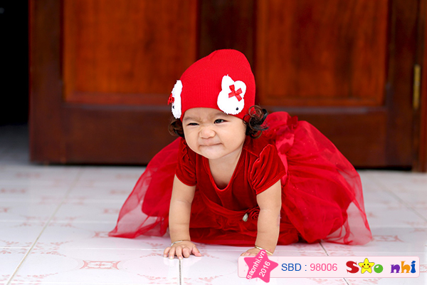 bé ngô thảo nguyên
