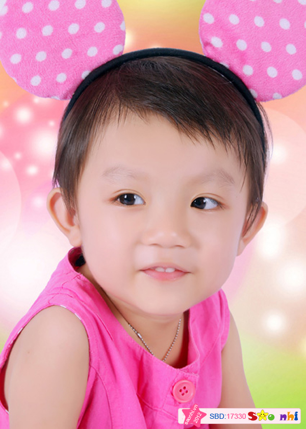 làm duyên khi chú chụp hình chọc
