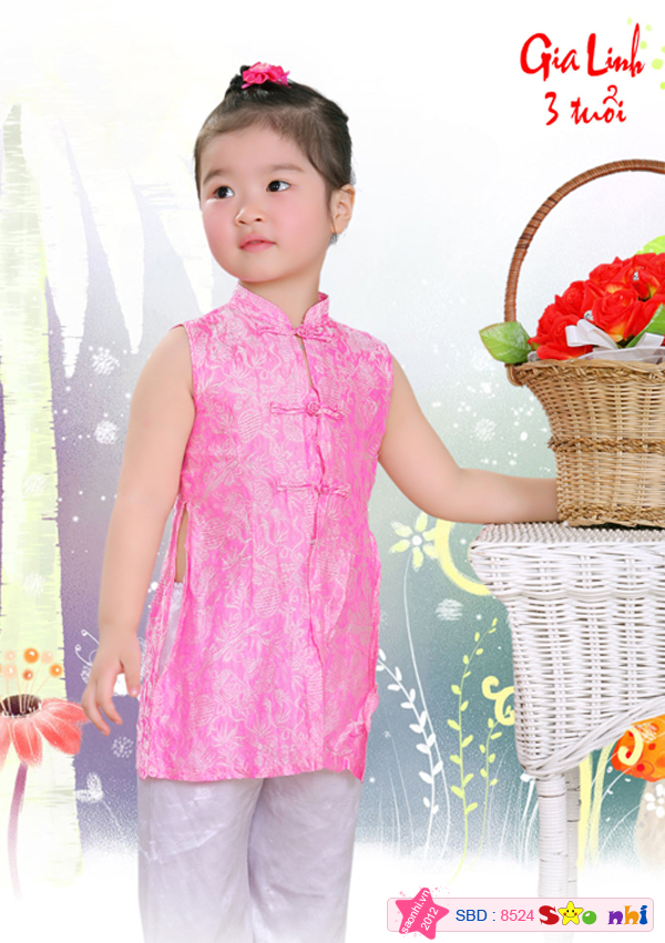 Bé Gia Linh tròn 3tuoi